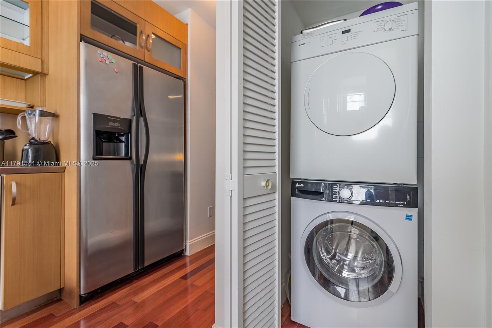RETREAT CONDO - Residential Lease