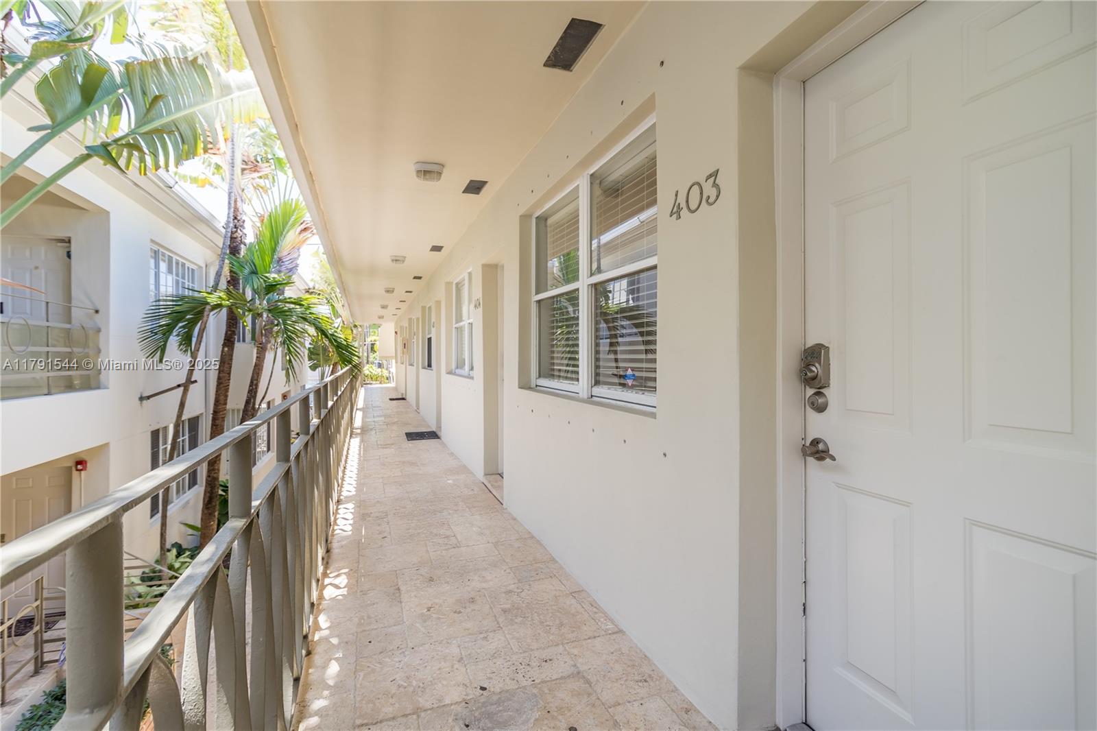 RETREAT CONDO - Residential Lease