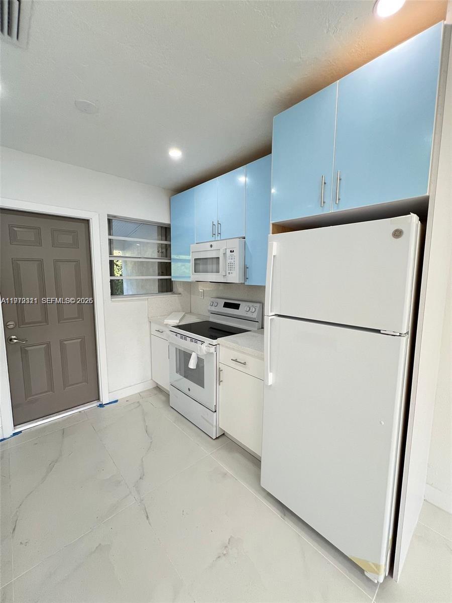 VENETIAN GARDENS ACRESPB - Residential Income