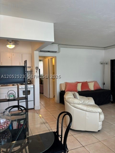 GOLDEN BAY MANOR CO-OP - Residential