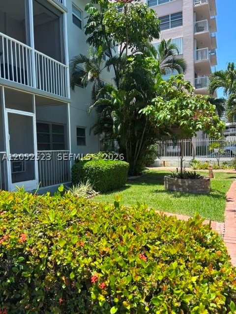 GOLDEN BAY MANOR CO-OP - Residential
