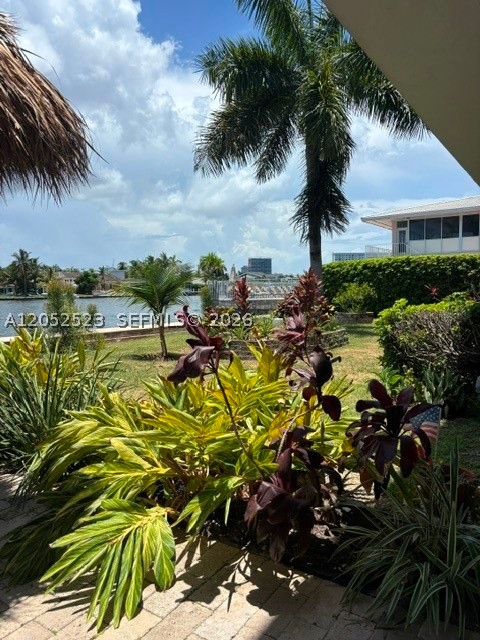 GOLDEN BAY MANOR CO-OP - Residential