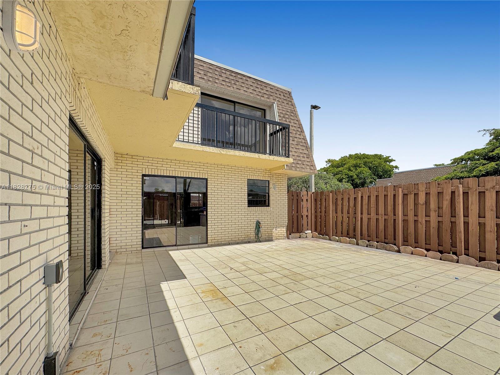 BAY TREE PATIO HOMES COND - Residential