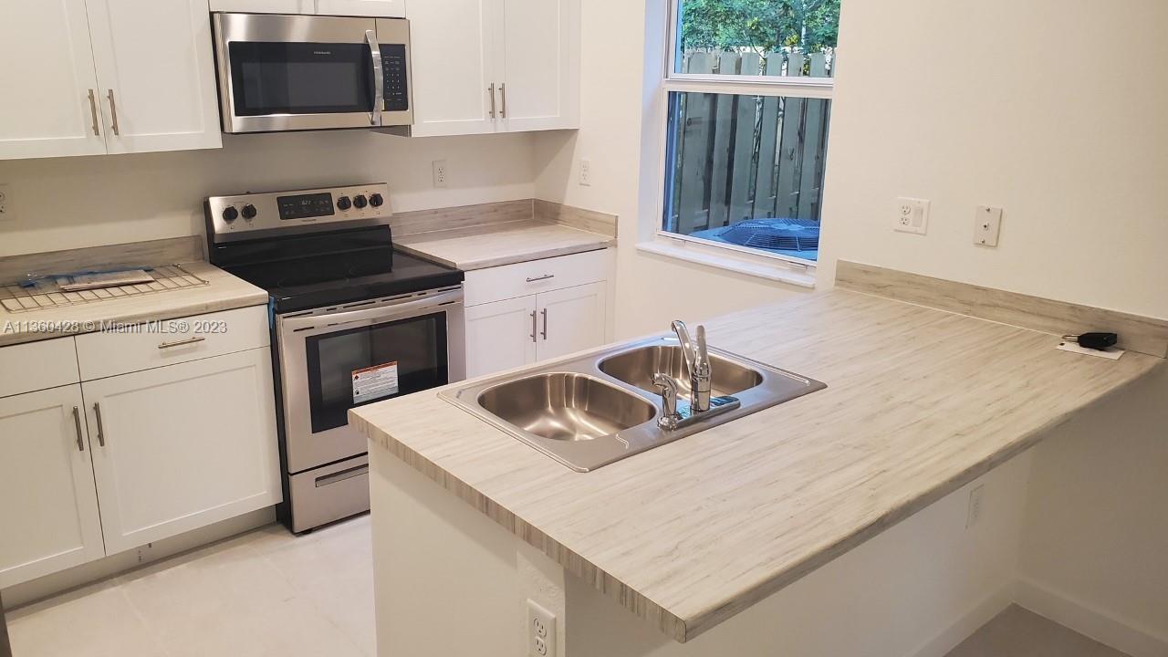 THE RIVIERA - Residential Lease