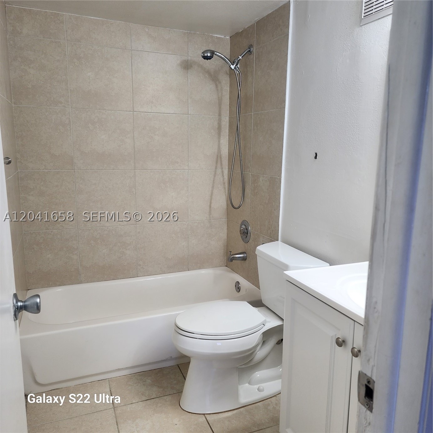 SAGA BAY GARDENS CONDO - Residential