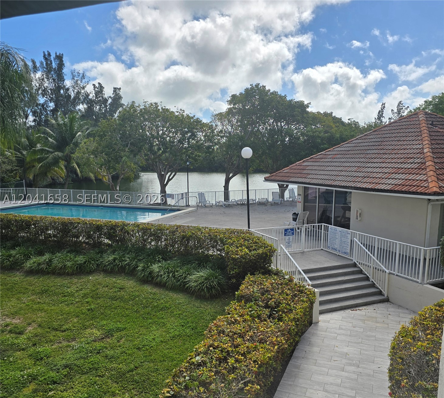 SAGA BAY GARDENS CONDO - Residential