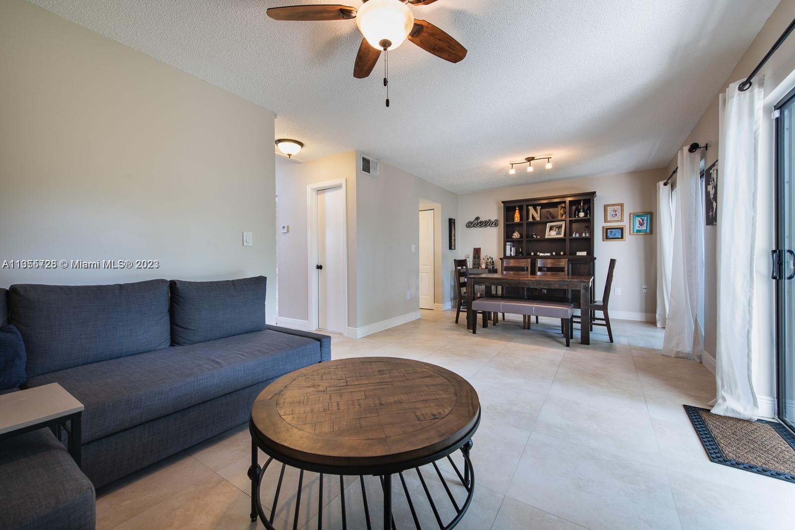 SABAL CHASE SEC 6 - Residential Lease