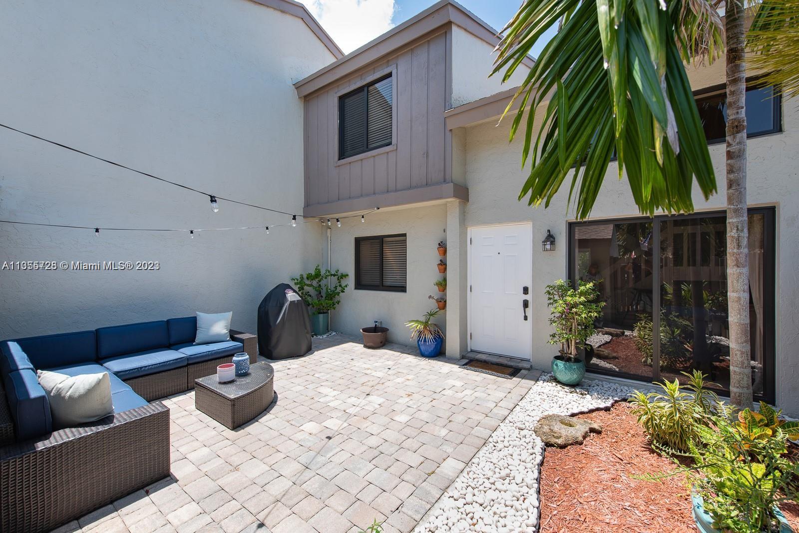 SABAL CHASE SEC 6 - Residential Lease