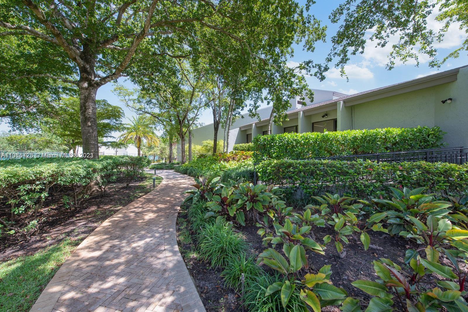 SABAL CHASE SEC 6 - Residential Lease