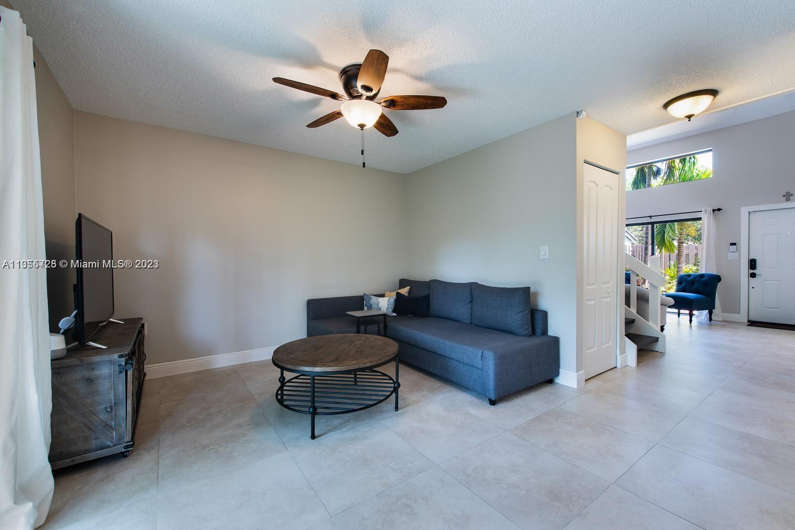 SABAL CHASE SEC 6 - Residential Lease
