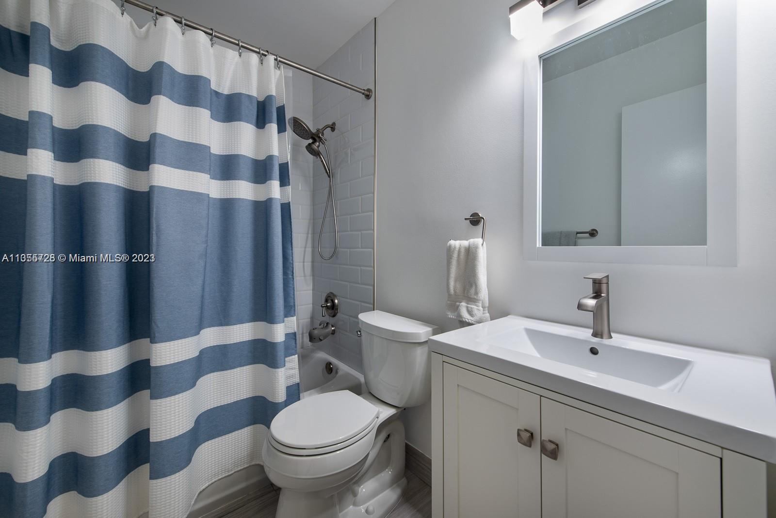 SABAL CHASE SEC 6 - Residential Lease