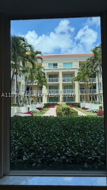 COMPLETELY REMODELED GORGEOUS 2/2 in a prestigious building in magnificent Dadeland area! Walk to the mall, shops, and restaurants! High floor with fantastic skyline views and 2 deeded parking spaces and extra storage unit. Don't miss out on this wonderful high-floor unit. Very easy to show. Please use Showing Assist for your appointment.Valet parking included in maintenance .