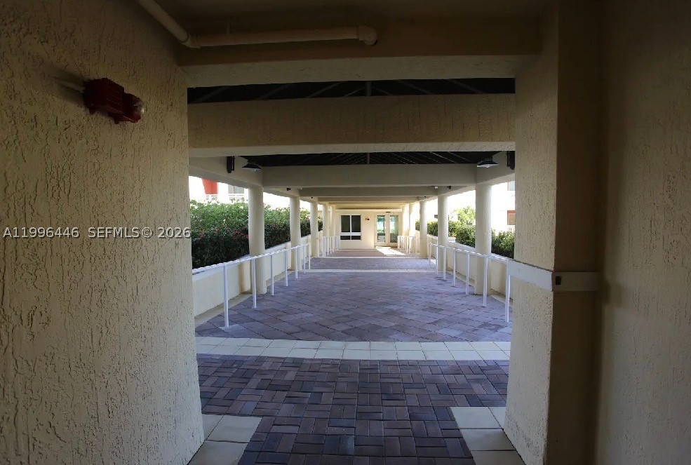 TOSCANO CONDO - Residential