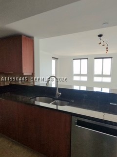 TOSCANO CONDO - Residential