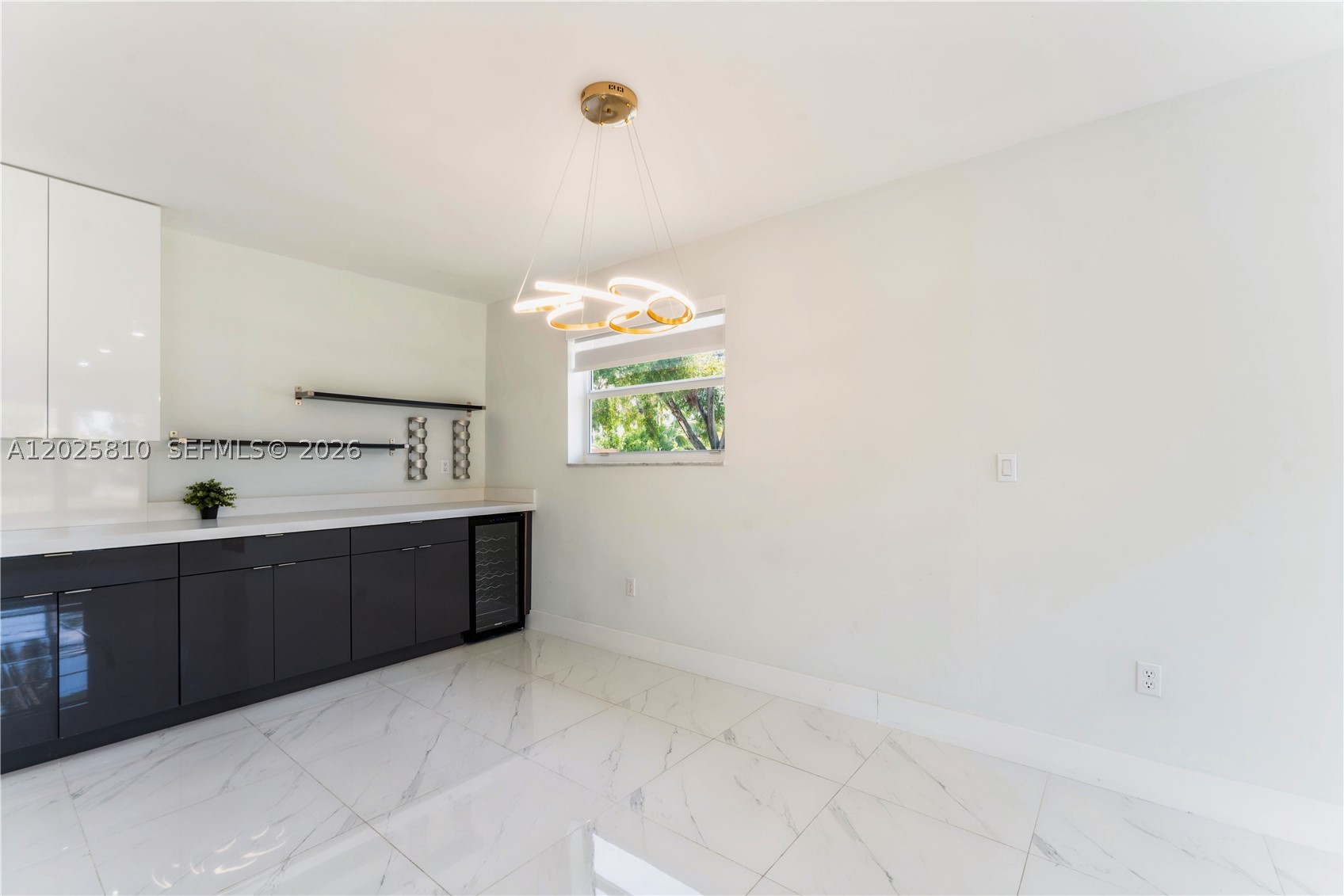 HOLLYWOOD HOMESITES HIGH - Residential