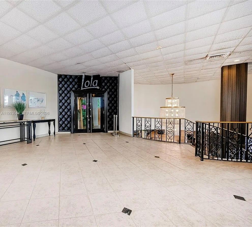 OCEANSIDE PLAZA CONDO - Residential