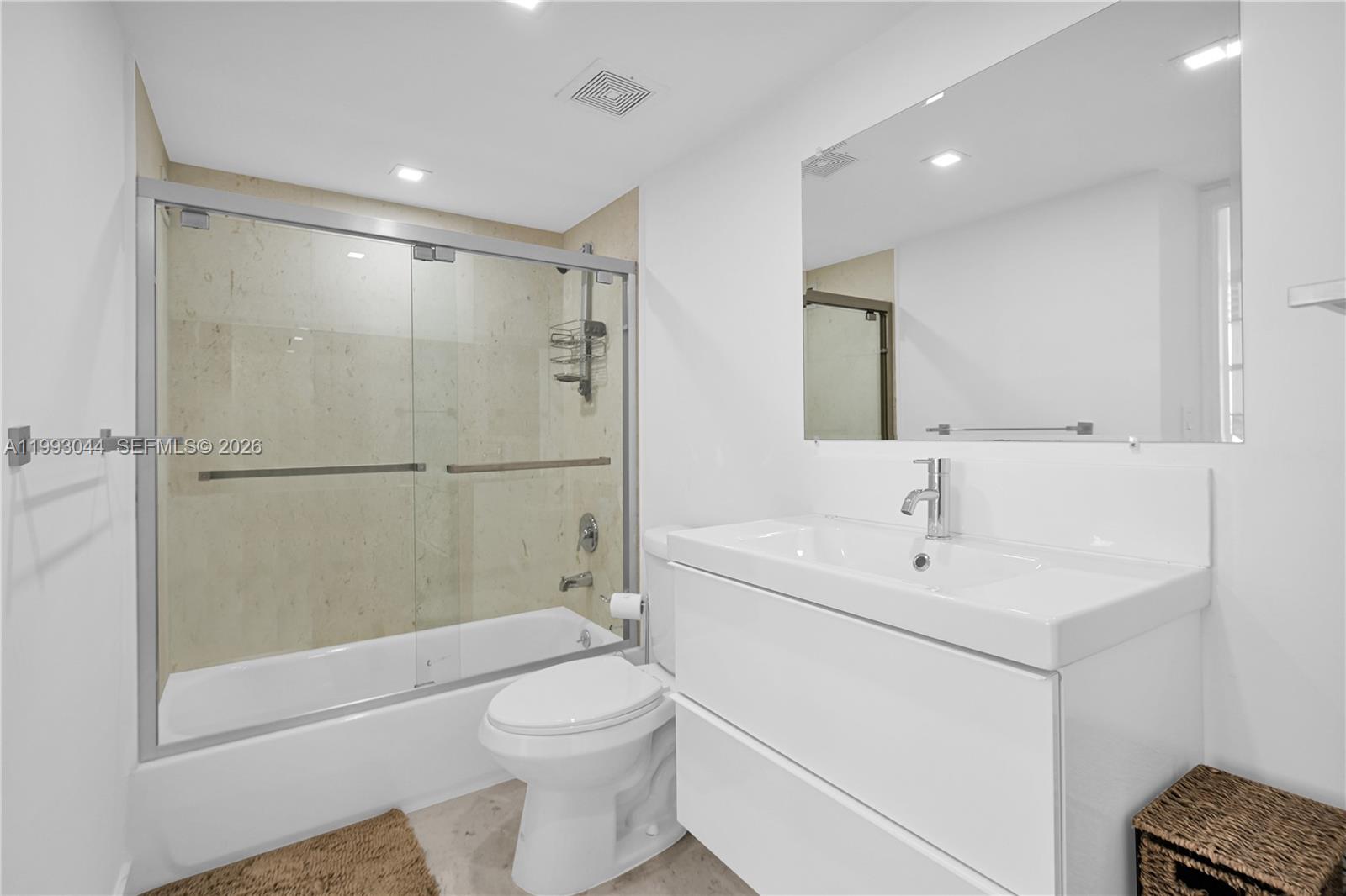 OCEANSIDE PLAZA CONDO - Residential