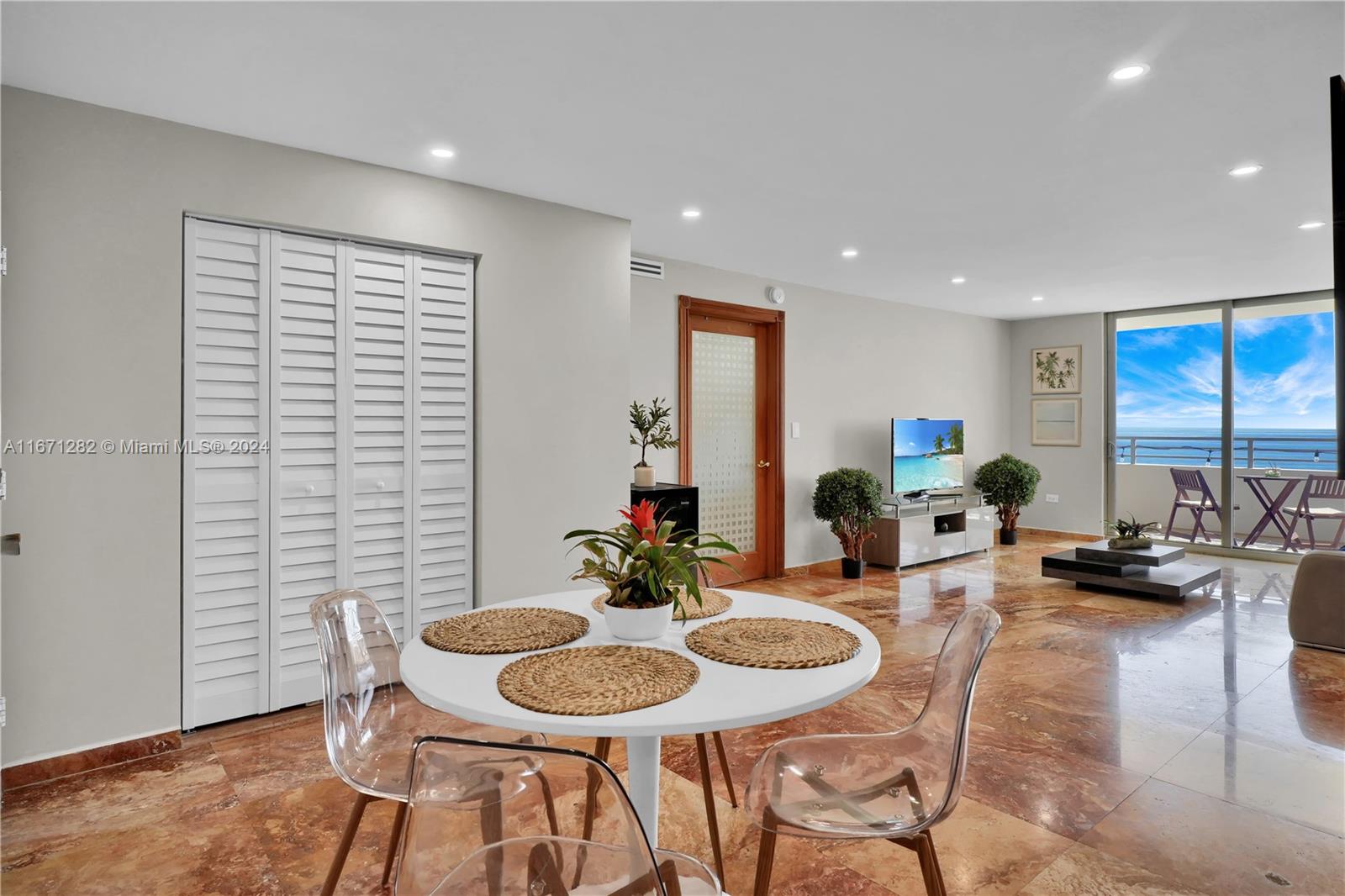 OCEANSIDE PLAZA CONDO - Residential