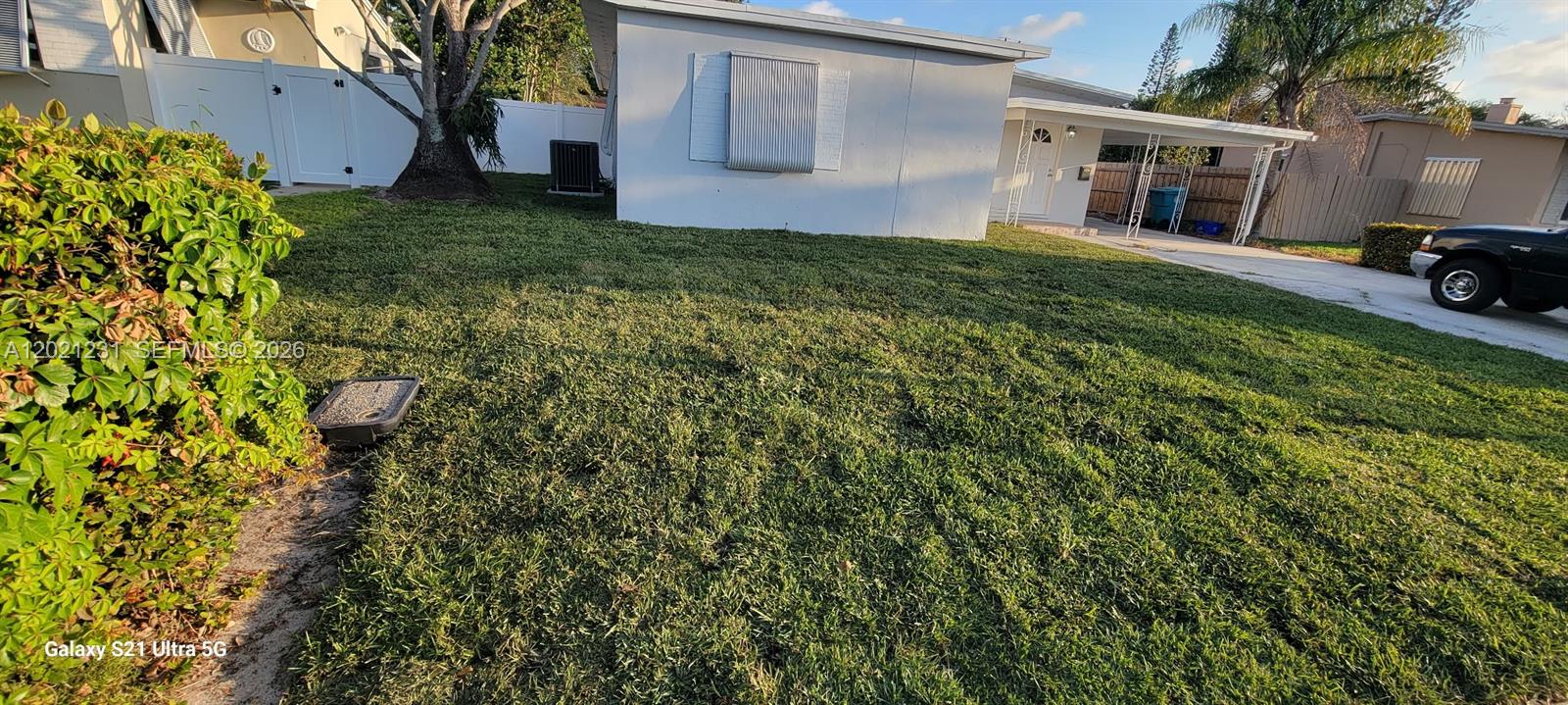 BOWERS PARK - Residential