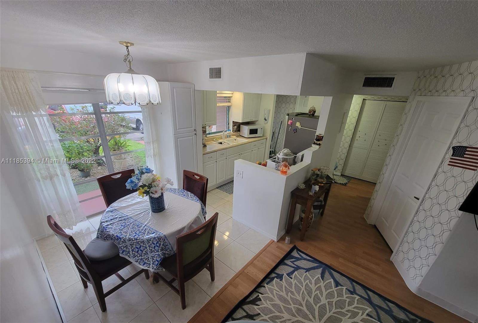 GOLFS EDGE CONDOS A THRU - Residential