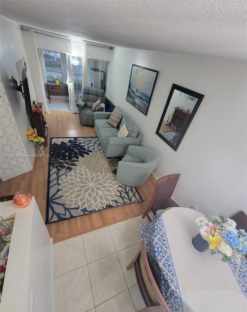 GOLFS EDGE CONDOS A THRU - Residential