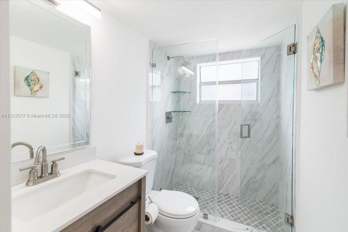 LUDLUM LAKE CONDO BLDG B - Residential