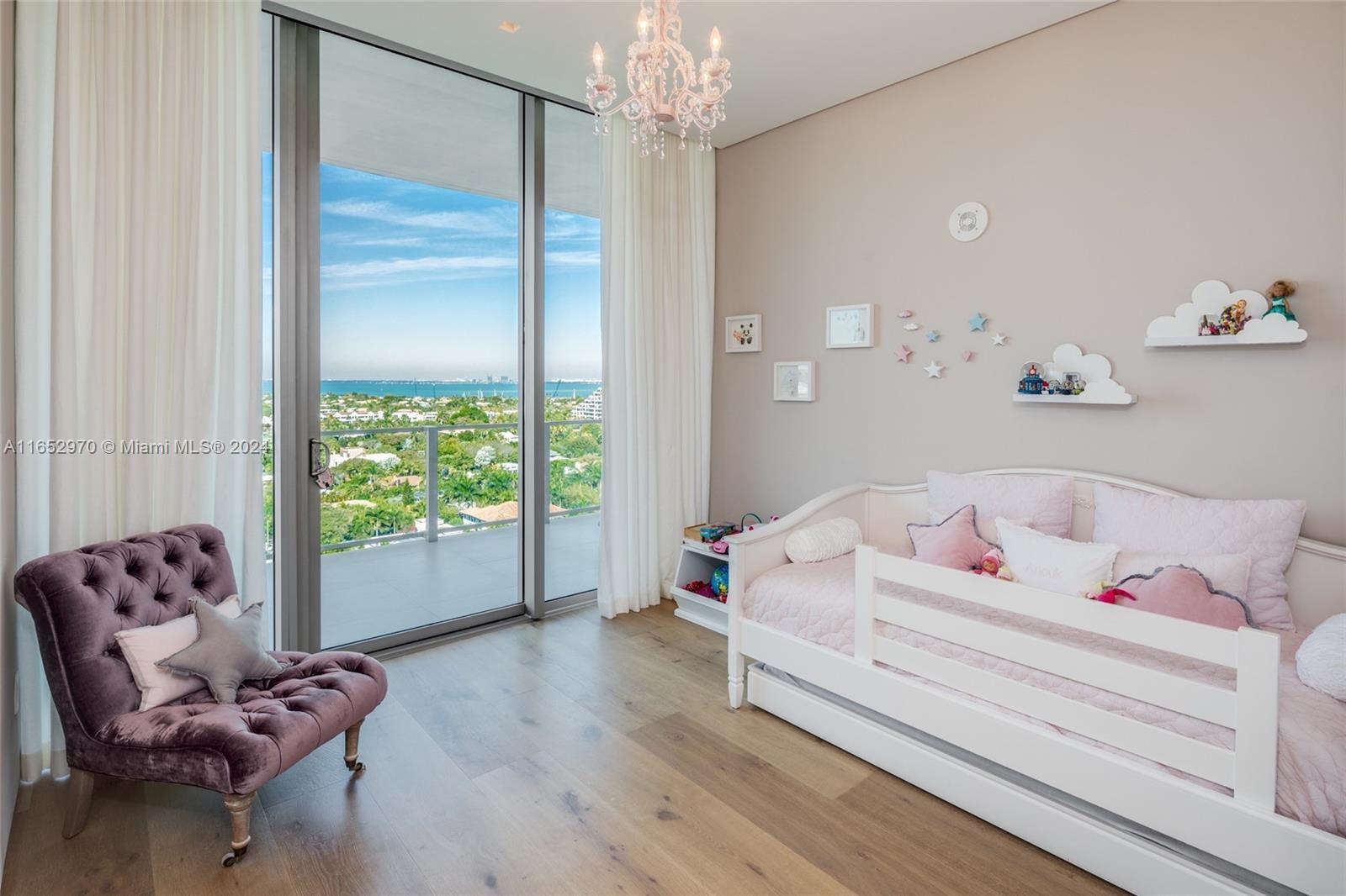 OCEANA KEY BISCAYNE CONDO - Residential