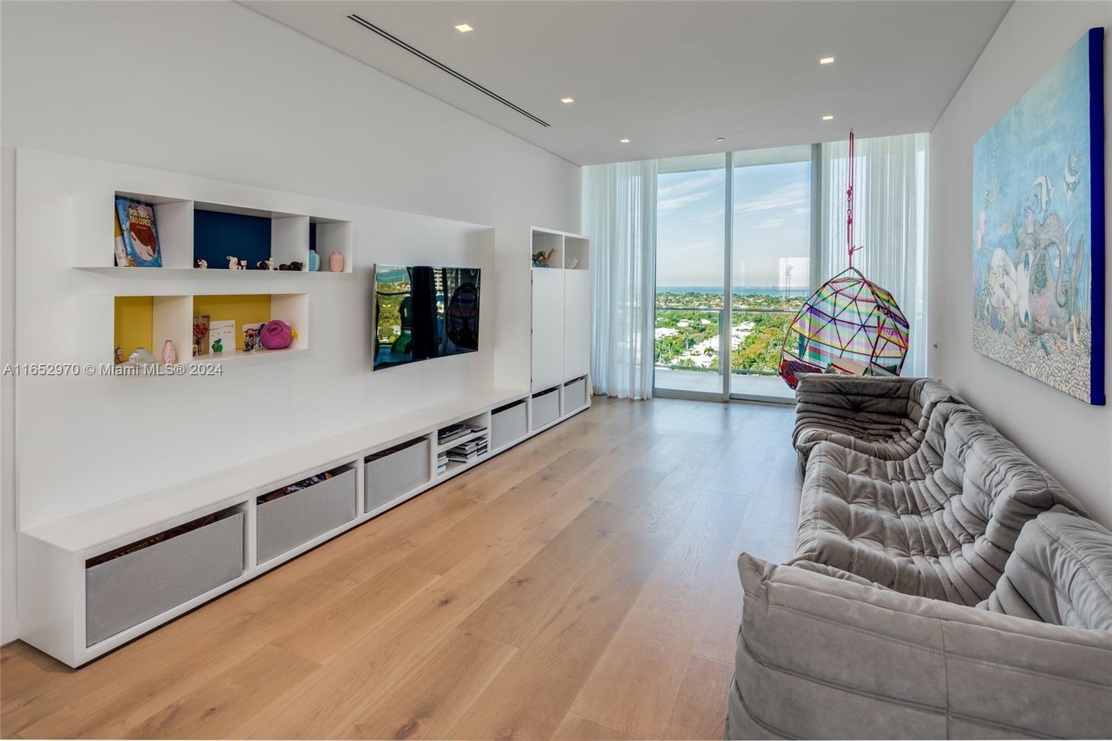 OCEANA KEY BISCAYNE CONDO - Residential