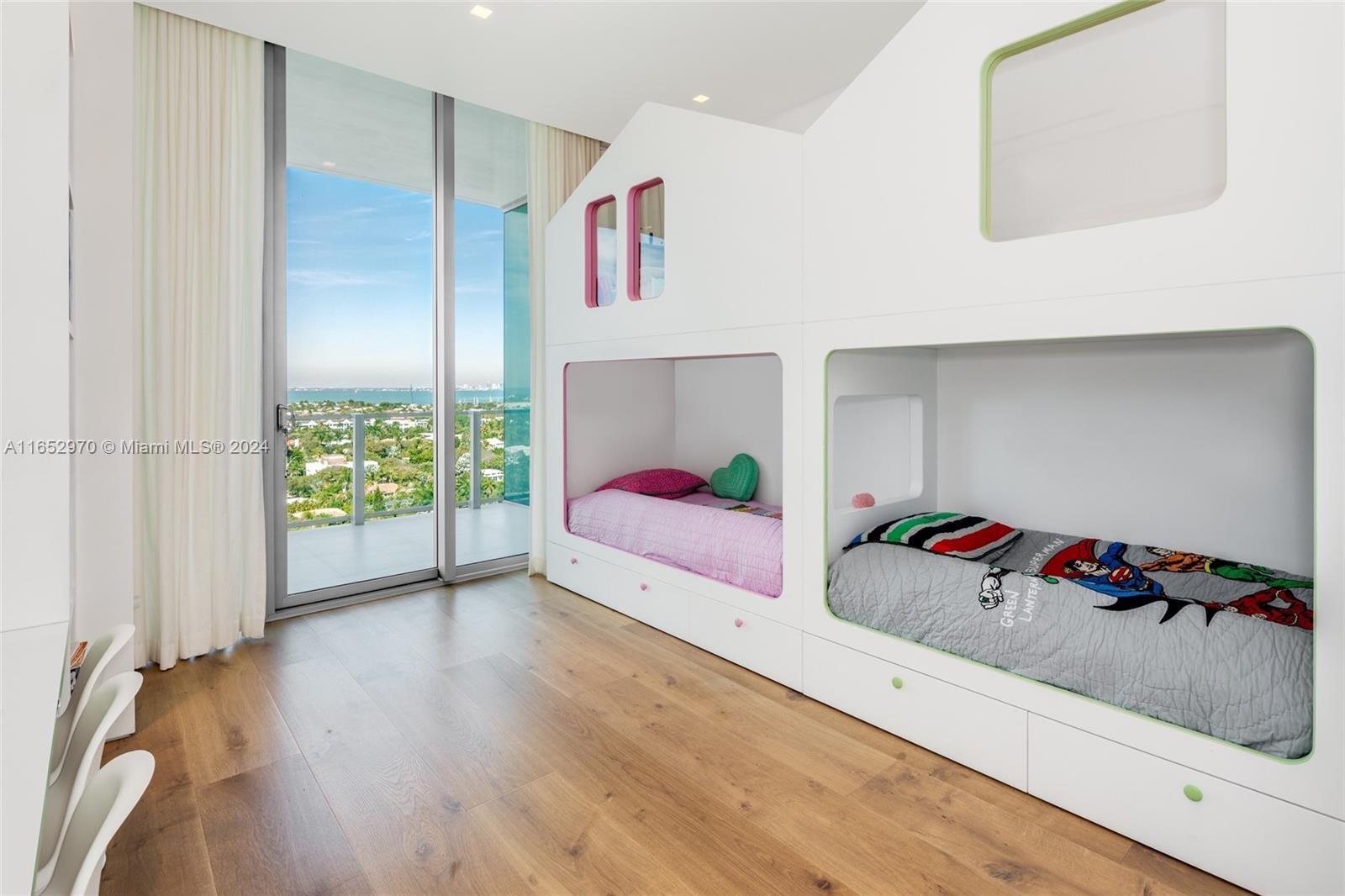 OCEANA KEY BISCAYNE CONDO - Residential