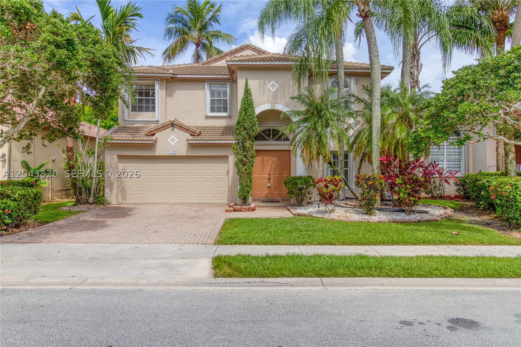 GROVE PLACE - Residential Lease
