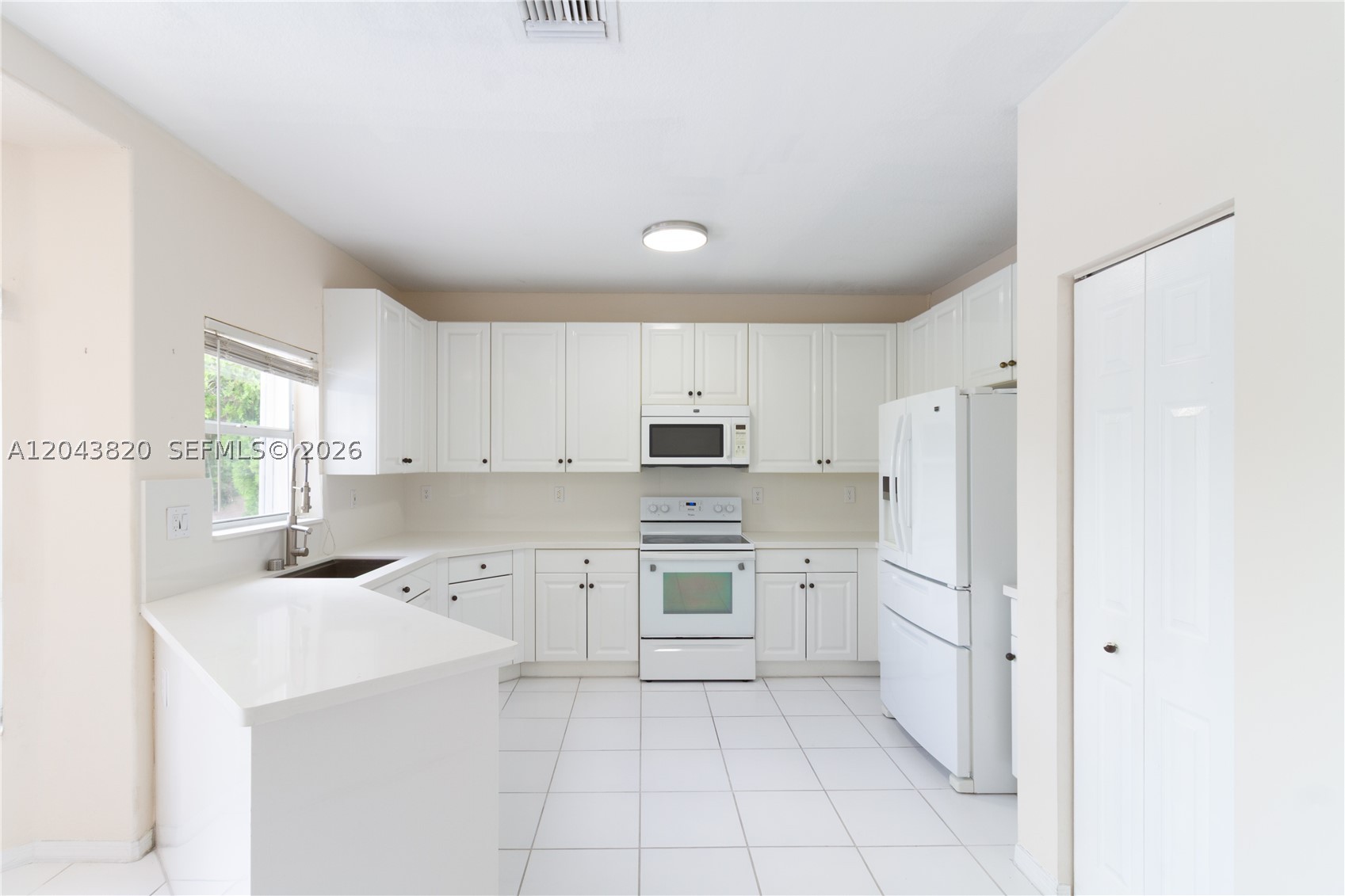 GROVE PLACE - Residential Lease
