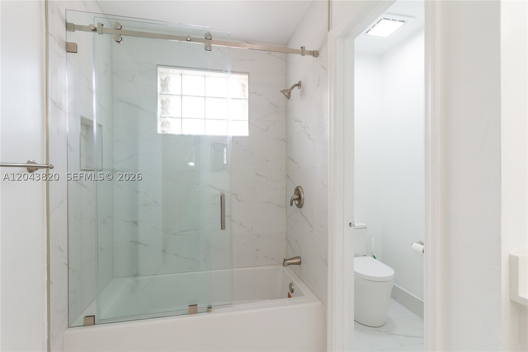 GROVE PLACE - Residential Lease