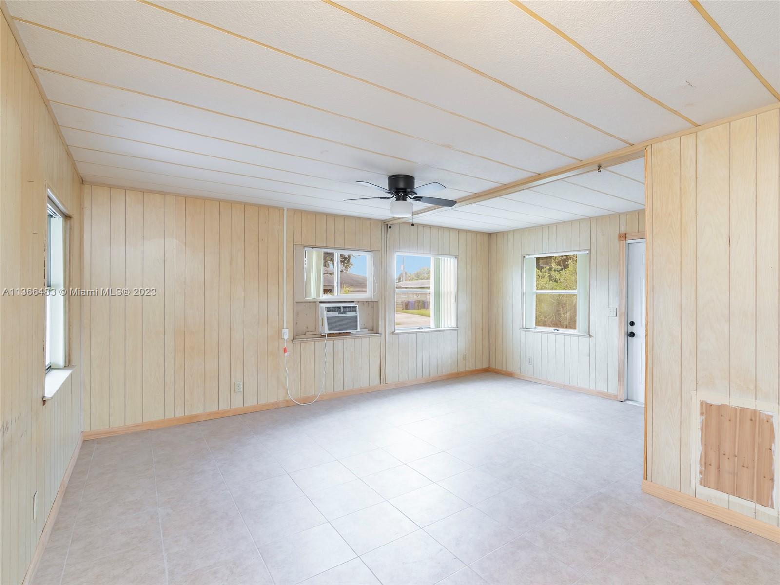 GOLDEN RIDGE ADD - Residential