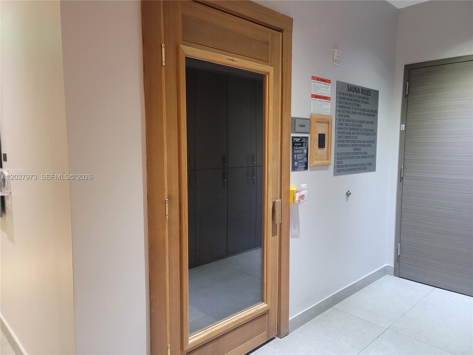 1100 MILLECENTO RESIDENCE - Residential Lease