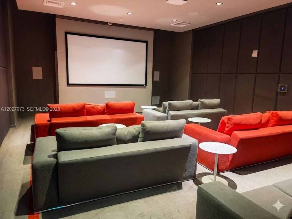1100 MILLECENTO RESIDENCE - Residential Lease