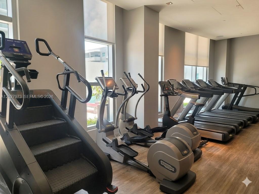 1100 MILLECENTO RESIDENCE - Residential Lease