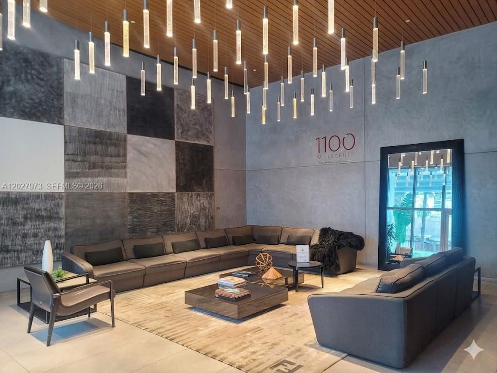 1100 MILLECENTO RESIDENCE - Residential Lease