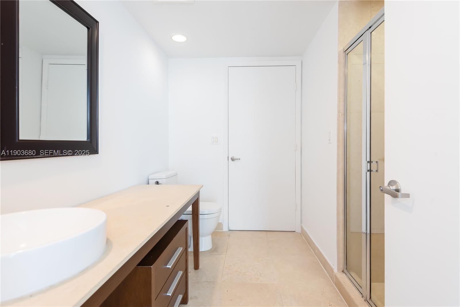ICONBRICKELL CONDO NO 1 - Residential Lease