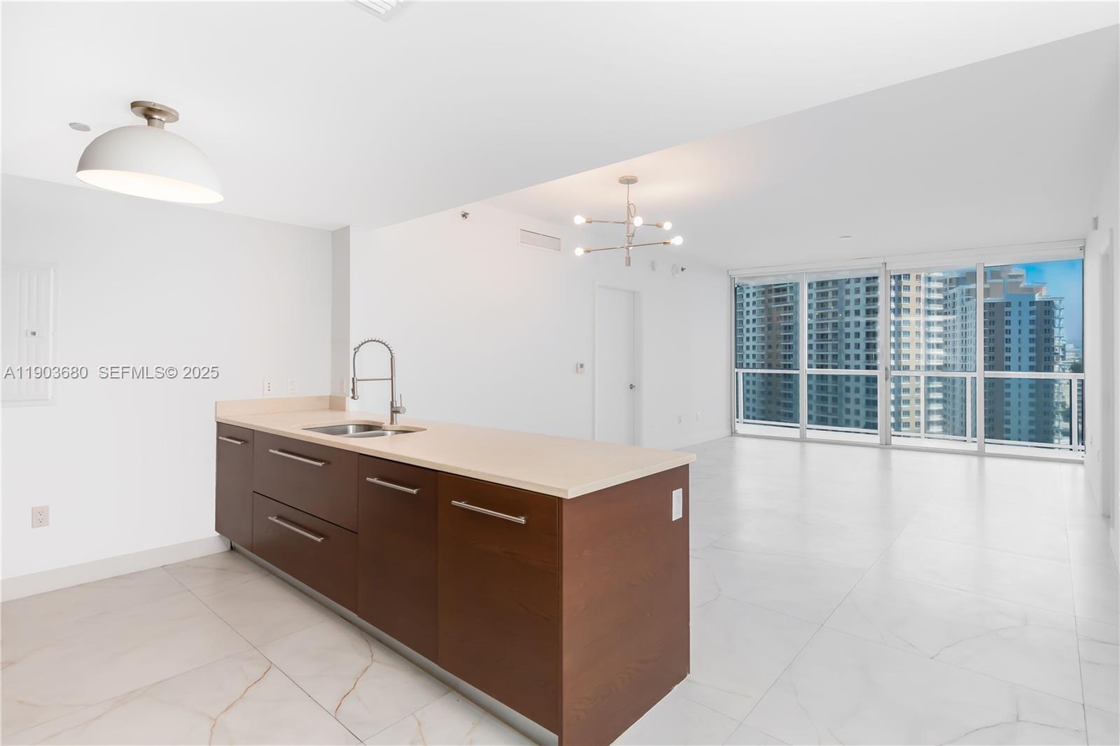 ICONBRICKELL CONDO NO 1 - Residential Lease
