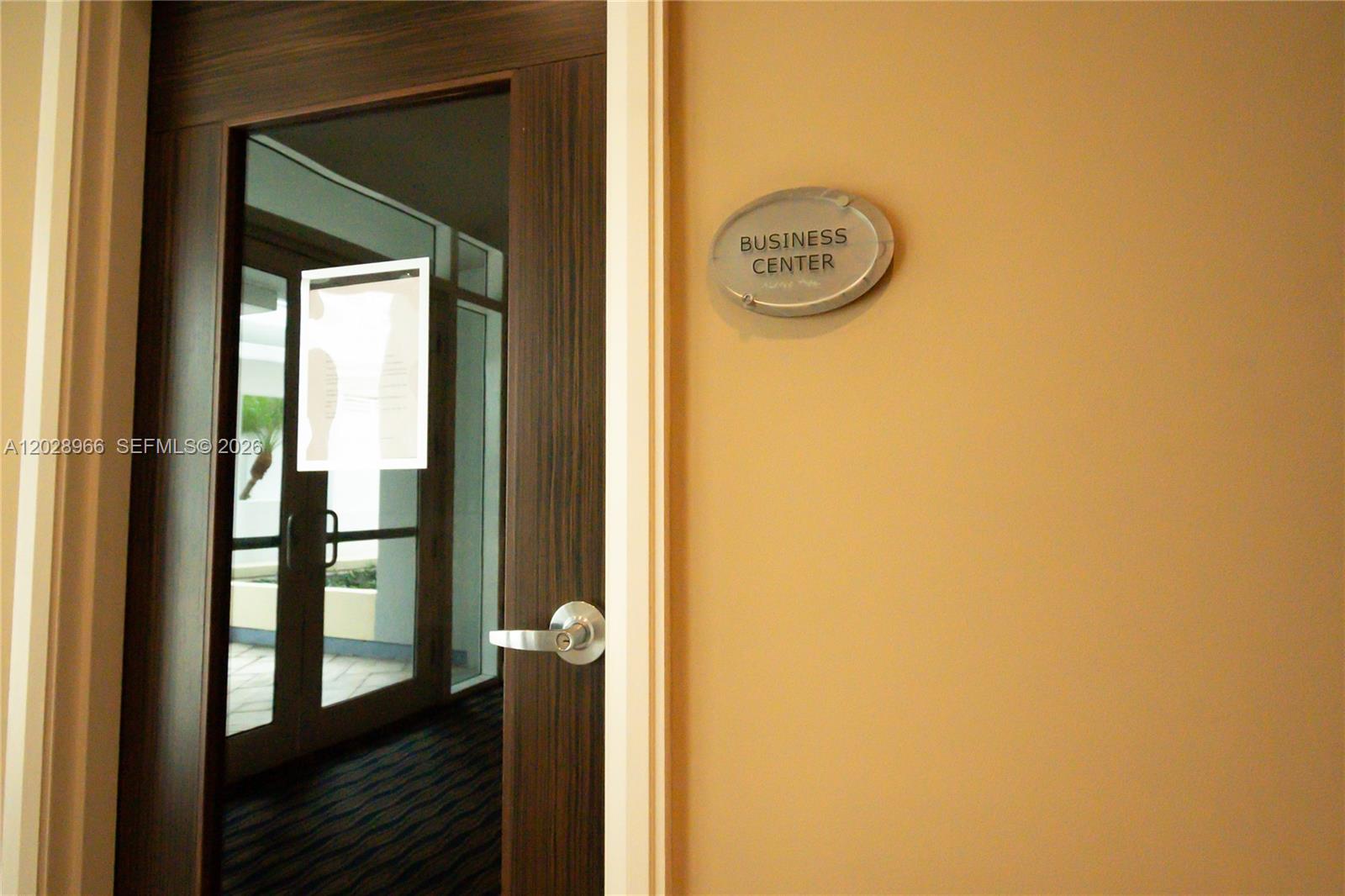 VIZCAYNE SOUTH CONDO - Residential Lease