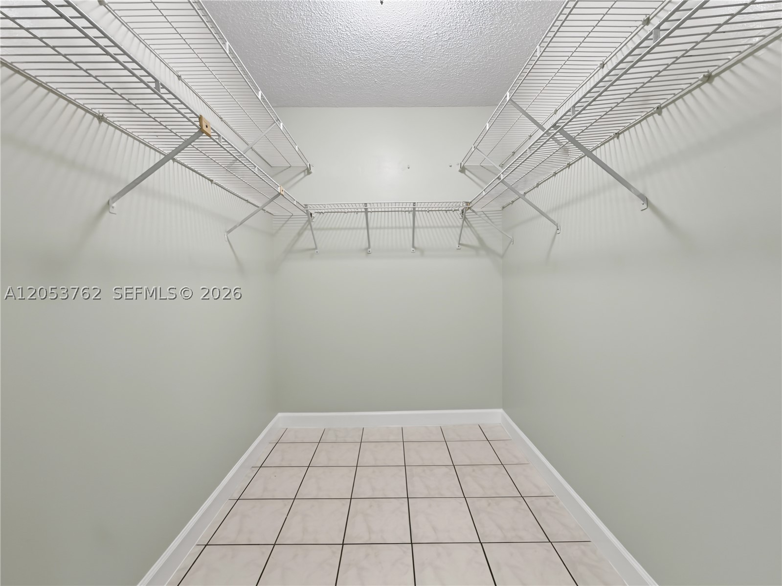 MILLER DREAMS SEC 1 - Residential Lease