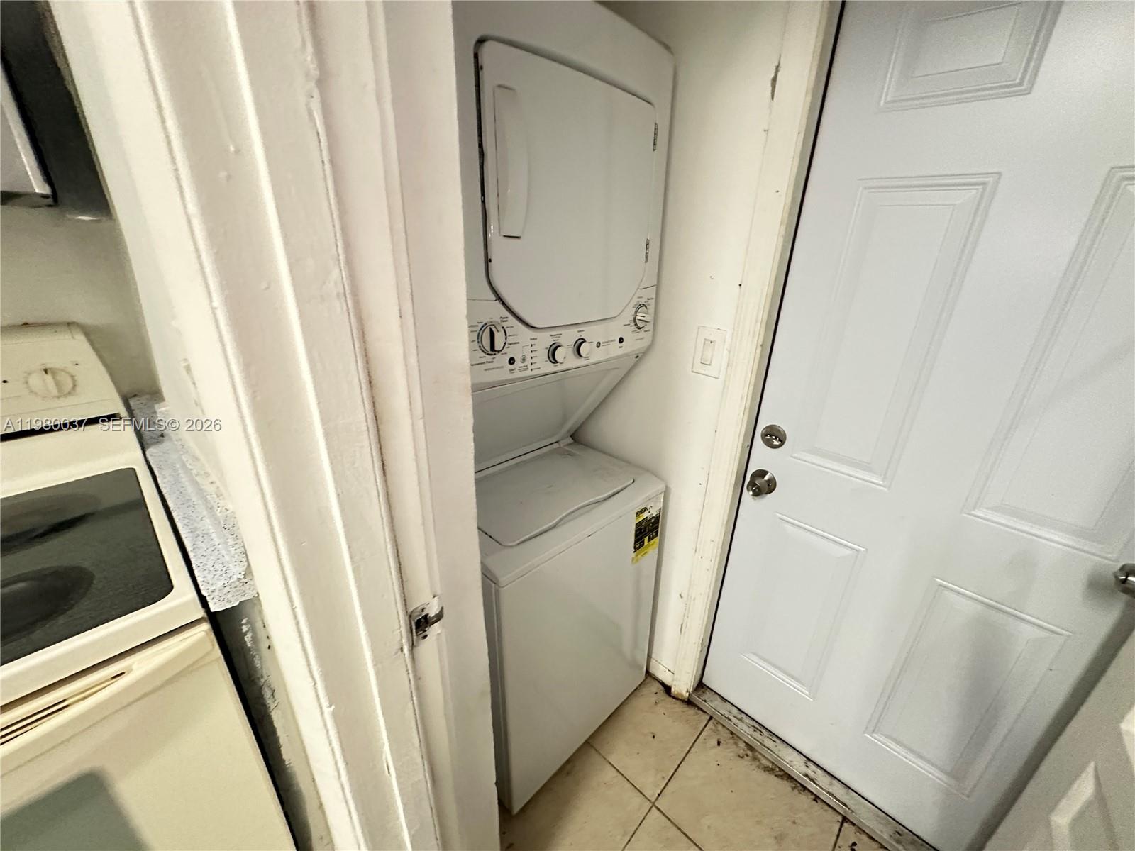 WEST MOORLAND AMD - Residential Lease