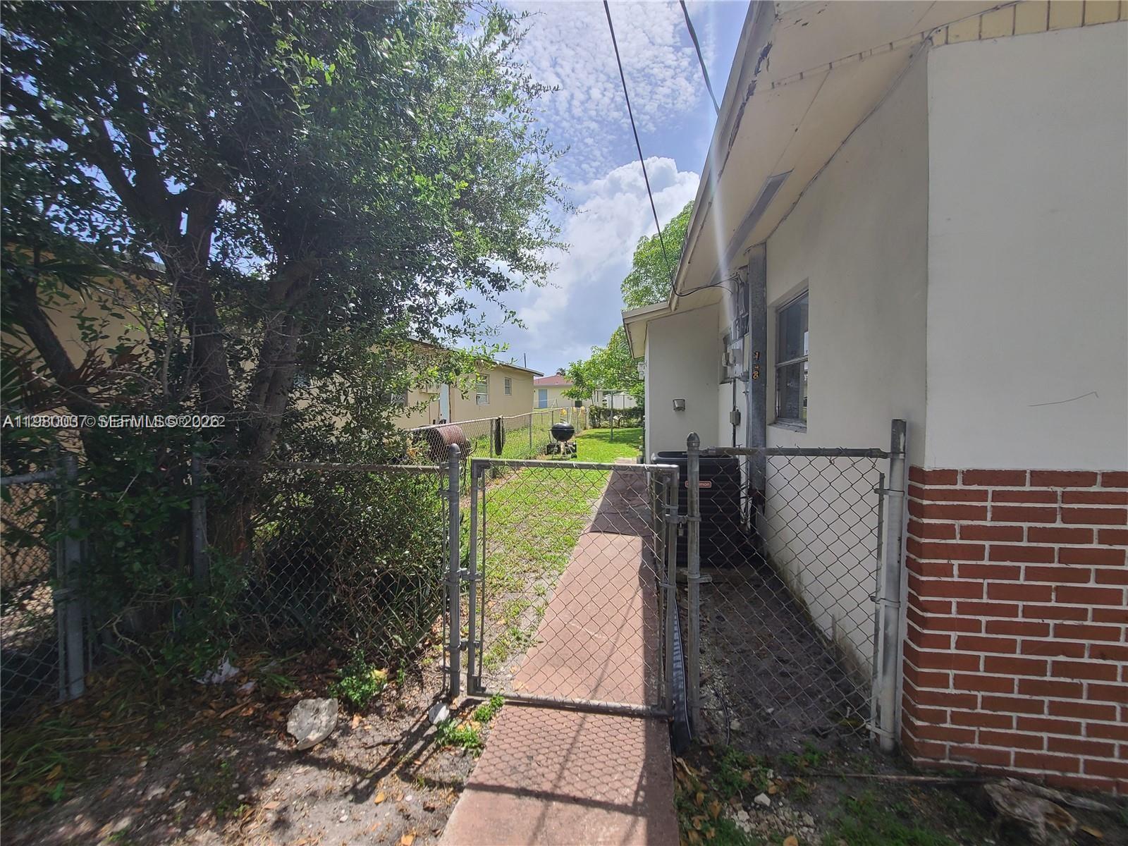 WEST MOORLAND AMD - Residential Lease