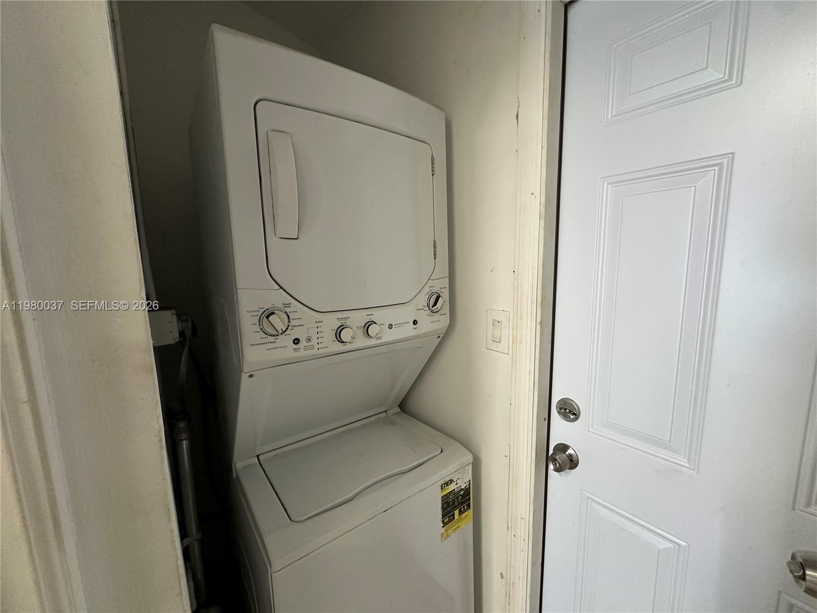 WEST MOORLAND AMD - Residential Lease