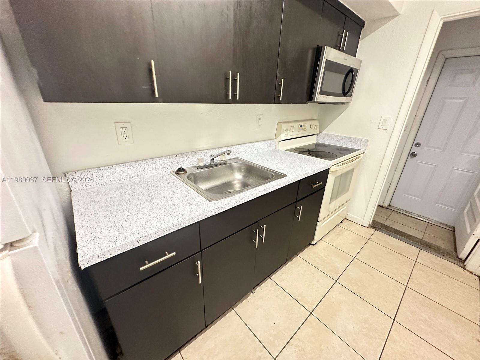 WEST MOORLAND AMD - Residential Lease