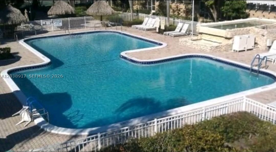 POLYNESIAN GARDENS CONDOM - Residential Lease