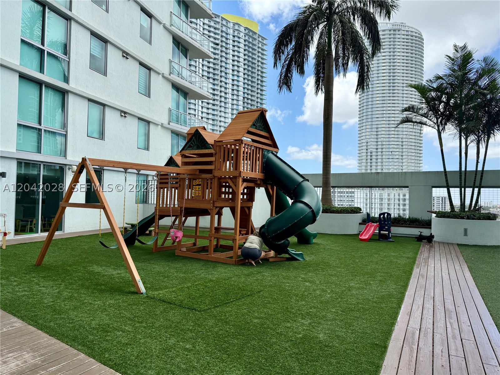 MINT CONDO - Residential Lease