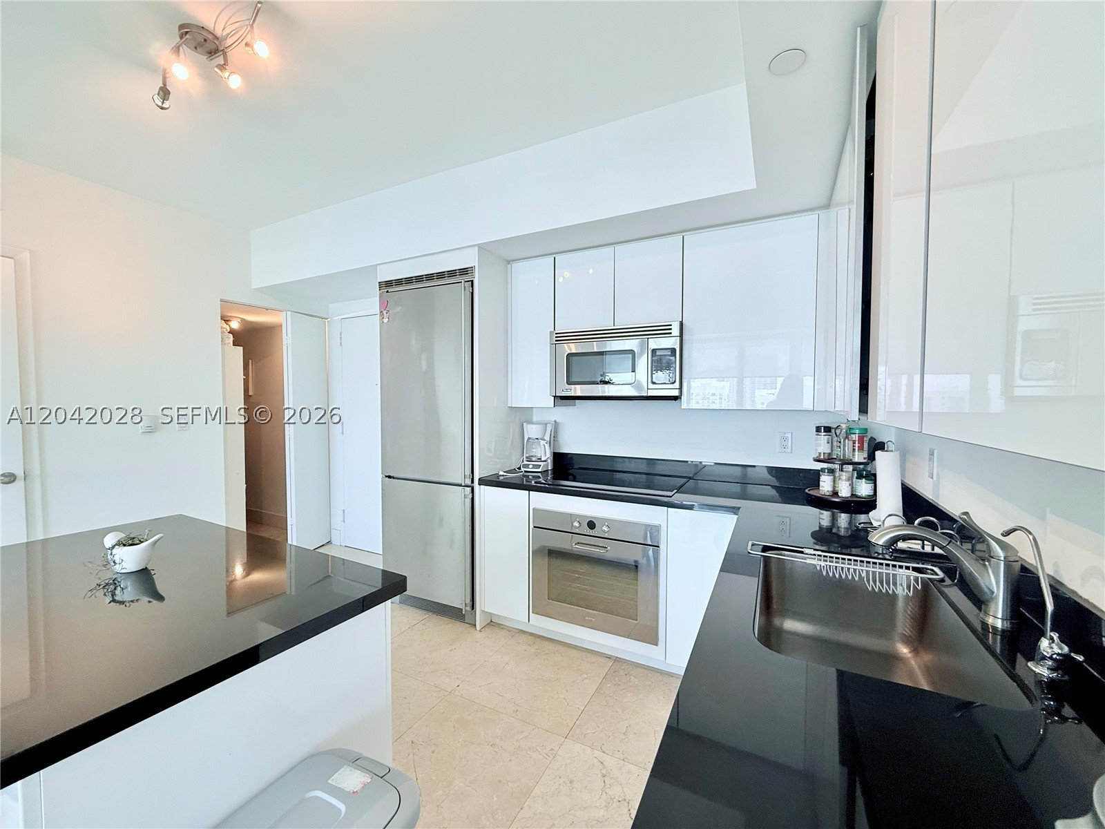 MINT CONDO - Residential Lease