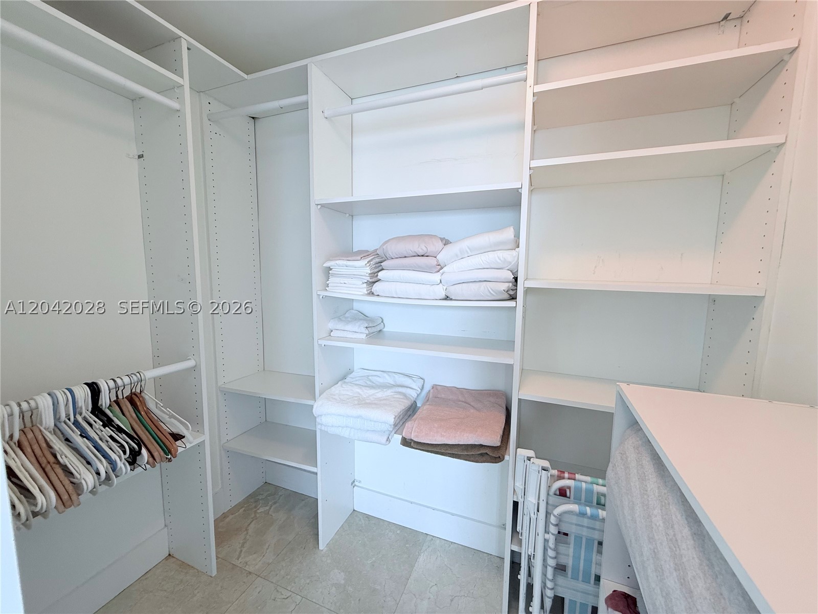 MINT CONDO - Residential Lease