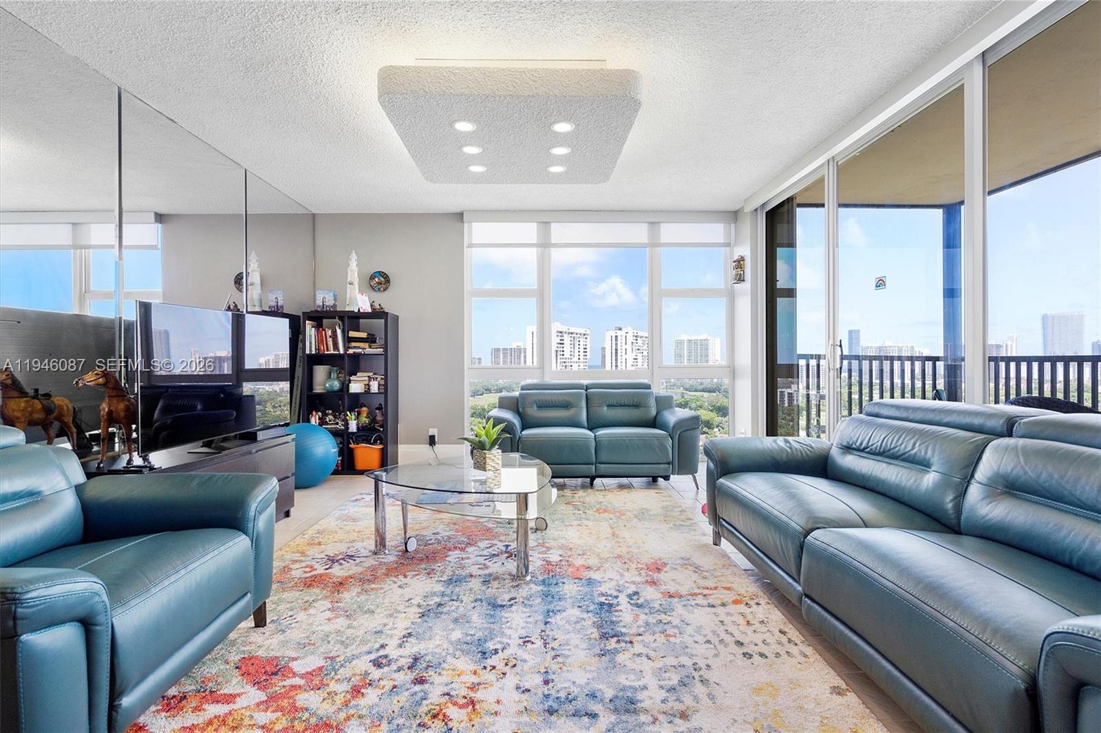 CORONADO CONDO- TOWER II - Residential